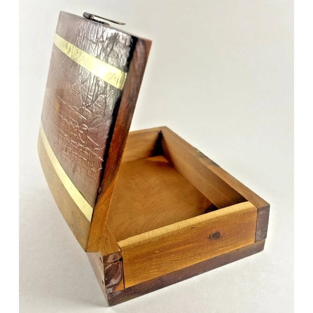Cedar Wood Trinket Jewelry Box Brass Inlay Rustic Hinged Wooden Storage VTG